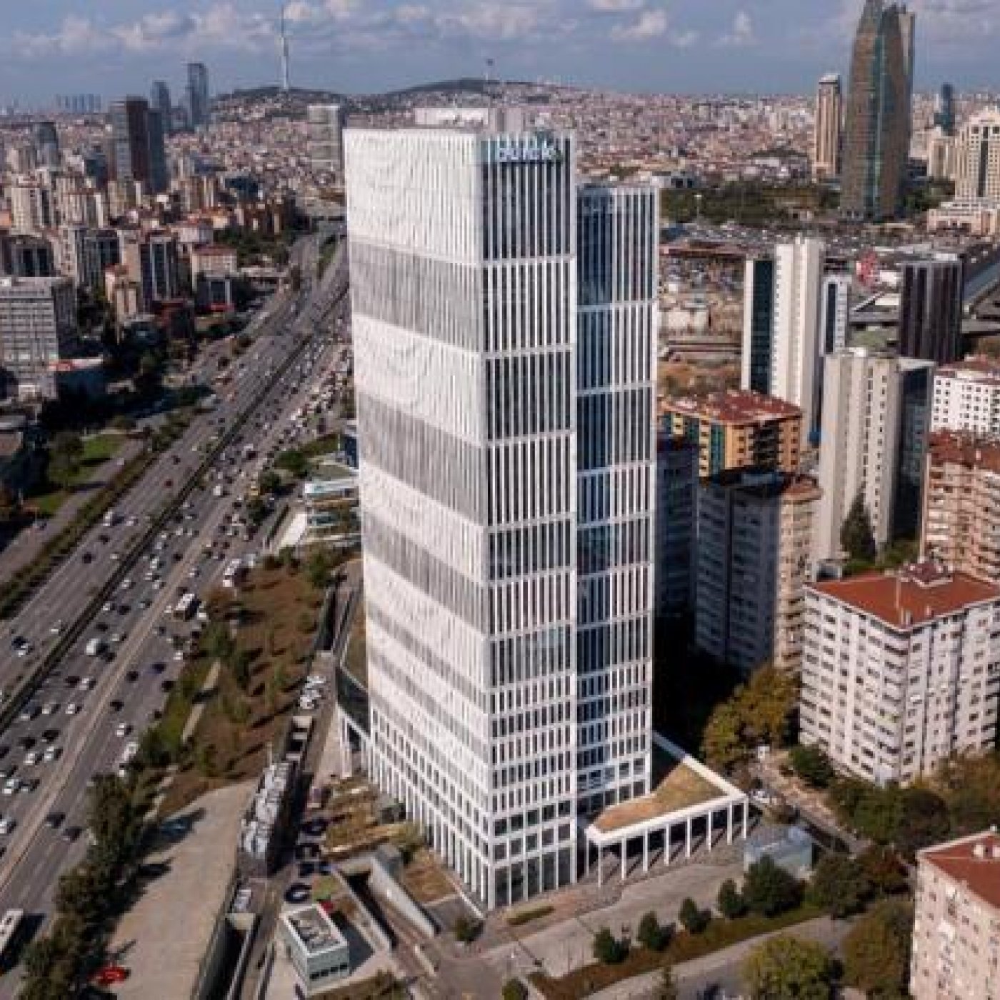 Dış Cephe Cam Temizliği